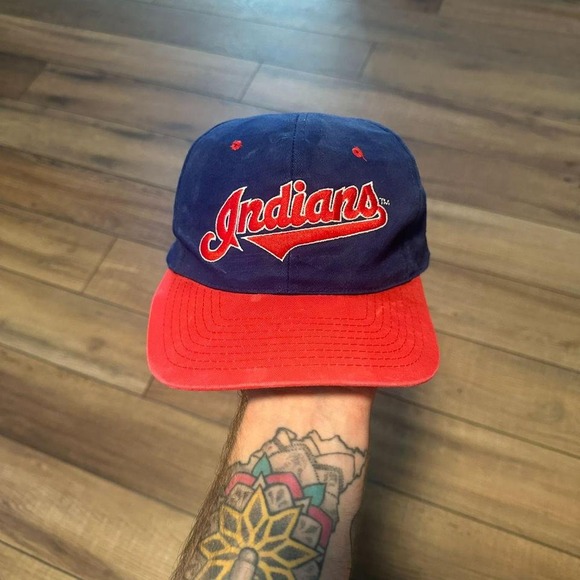 Vintage Cleveland Guardians Drew Pearson Blue and Red Snapback hat OSFM - Picture 1 of 7
